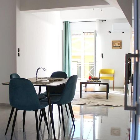 Patras Cozy Nest In The Vibrant City Center Exterior foto